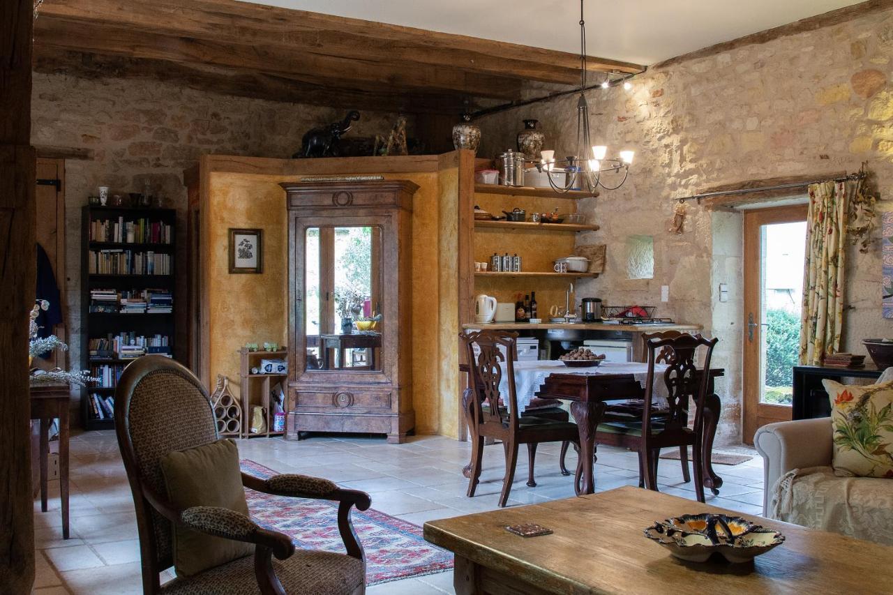 Le Bourmier Anlhiac Near Excideuil Villa Buitenkant foto